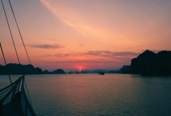 Halong bay sunset