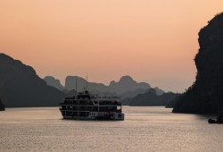 Halong Bay Cruise