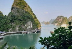 Halong Bay 2 Surprising Cave
