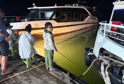 Squid fishing