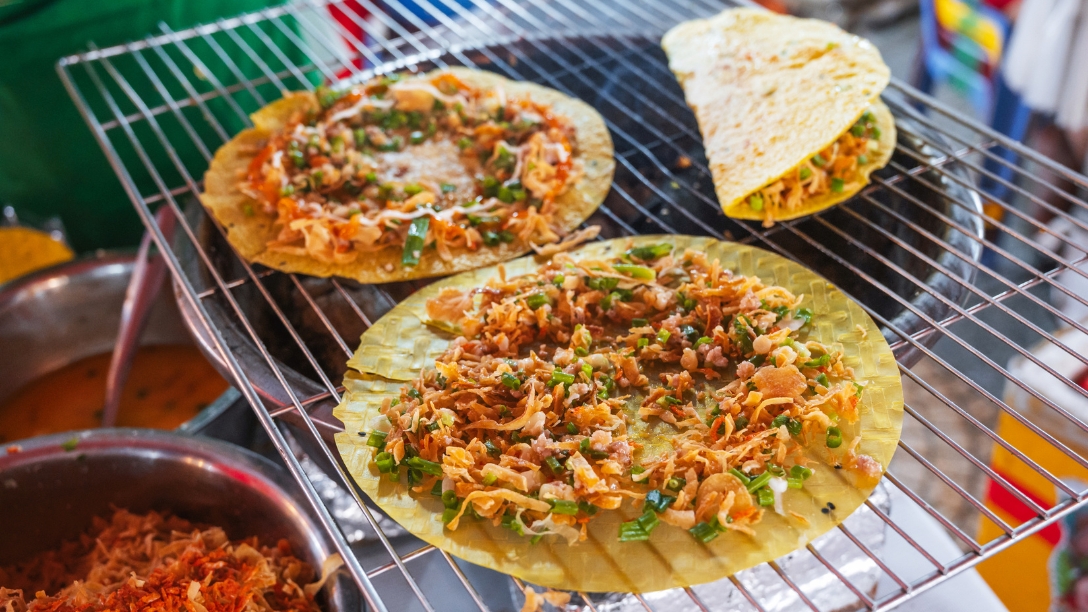 Hanoi Street Food Walk