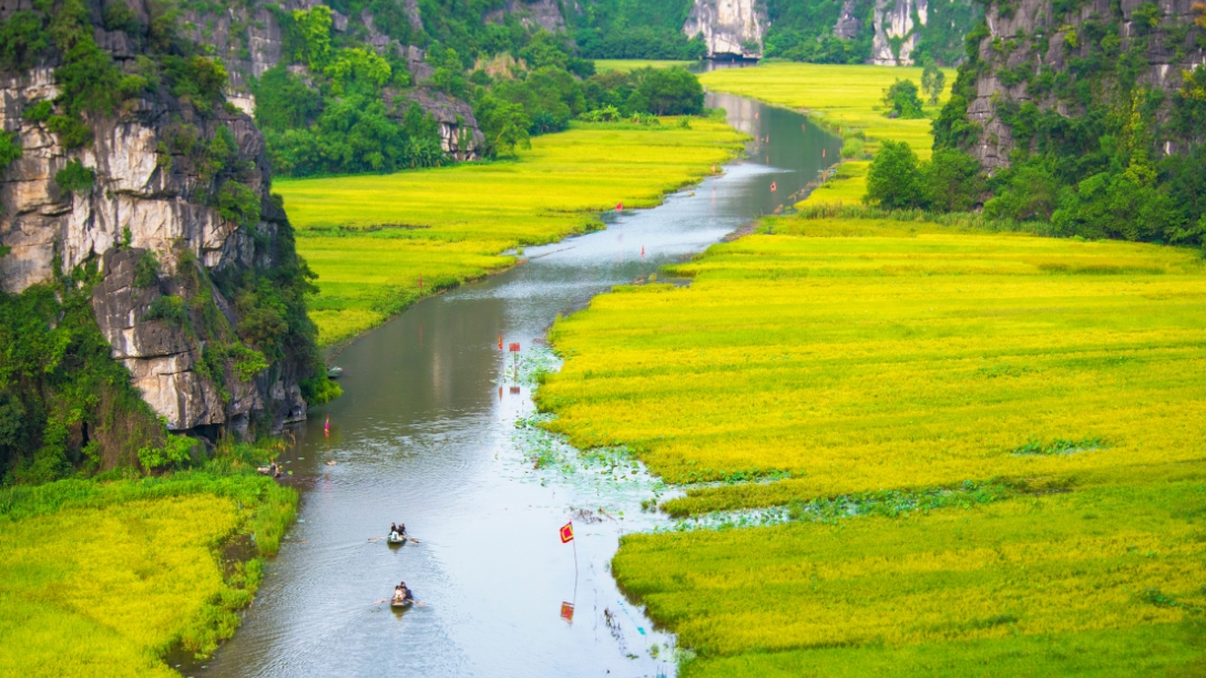 Ninh Binh Sampan Ride