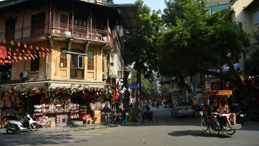 Street Food Adventure