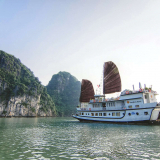 Dragon Pearl Junk 3 Days 2 Nights