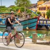 Hoi An Evening Food Tour by Bike