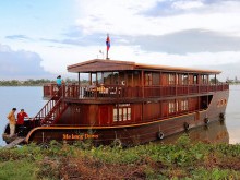 Neang Neakii Cruise (formerly Mekong Dawn)