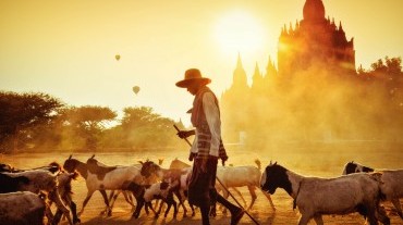 Explore the mystery's beauty of Bagan 2 days