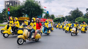 Hanoi Vespa Nightlife & Local Flavours Experience