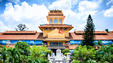 Cu Chi Tunnels and Hidden Ho Chi Minh City Full Day