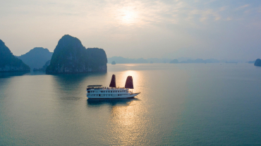 Garden Bay Legend Cruise 3 Days 2 Nights