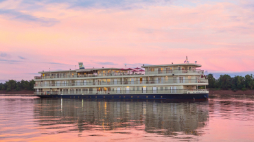 RV Mekong Navigator Cruise Upstream 4 days: Phnom Penh - Siem Reap