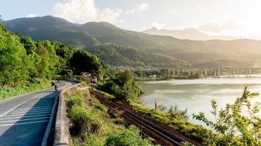 Vietnam Adventure on Bike from North to South 16 days