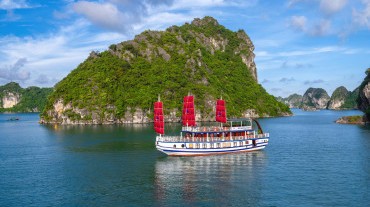 Amazing Sails Luxury Private Cruise 2 Days 1 Night