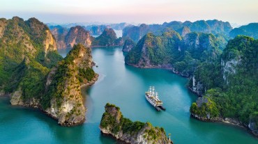 North Vietnam at A Glance: Sapa & Halong Bay Package 5 days
