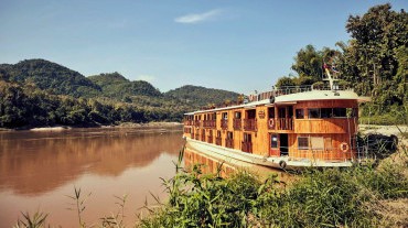 Mekong Pearl Cruise Upstream 6 days: Luang Prabang - Golden Triangle