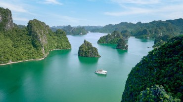 Amanda Legend Charter Cruise 3 Days 2 Nights