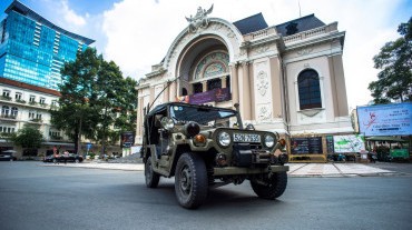 Saigon by Night: Jeep Adventure & Street Food Delights