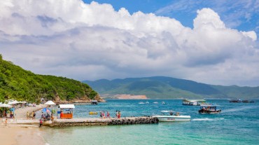 Muslim Elegant Retreat: Scenic Da Lat Highlands & Nha Trang Beach 5 days