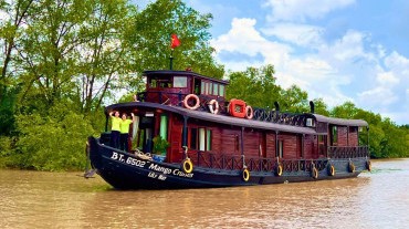 Mango Charter Cruise 2 Days: Mo Cay - Con Oc - Phong Nam - Ben Tre