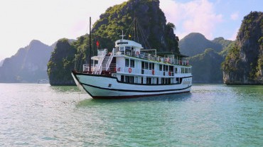 Viet Sails Cruises 2 Days 1 Night