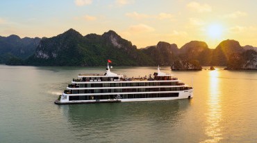 Lamour Cruise 3 Days 2 Nights