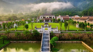 One Journey - Two Heritages: Spiritual Yen Tu to Majestic Halong Bay 6 days