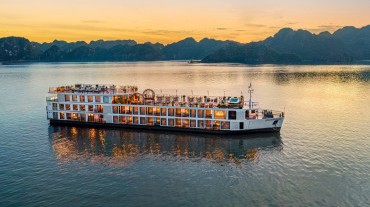 Indochine Grand Cruise 3 Days 2 Nights