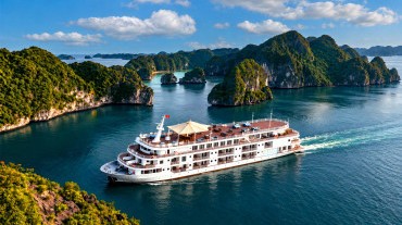 Combo: Ambassador Signature Cruise 2 Days + Dining in Dragon Pearl Cave