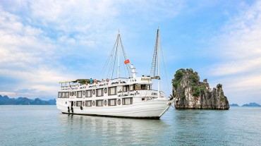 Oriental Sails 2 Days 1 Night