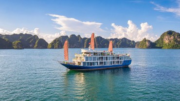 Verdure Lotus Classic Cruise 3 Days 2 Nights