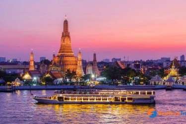 Bangkok River Dinner Cruise