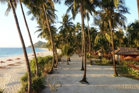 Ngapali Beach