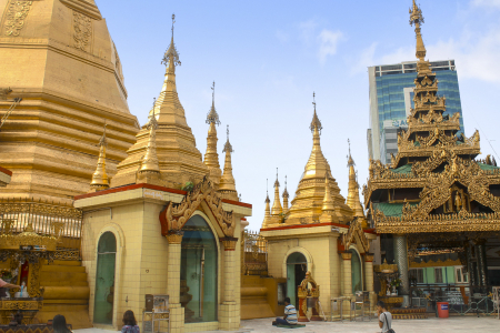Sule Pagoda