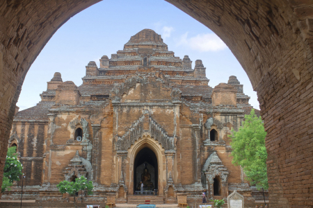 Dhammayangyi Temple Bagan