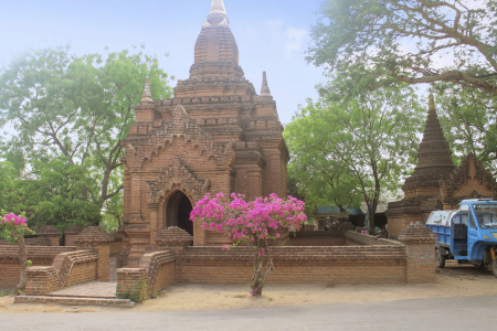 Htilominlo Temple Bagan1