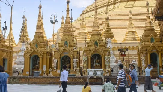 Shwedagon Pagoda (6)