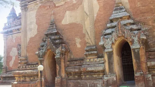 Htilominlo Temple Bagan