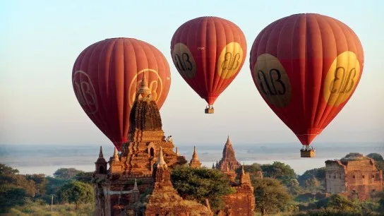 Bagan Hot Air Balloon