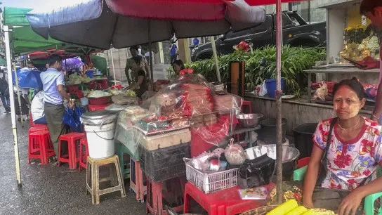 Scott Market (1)