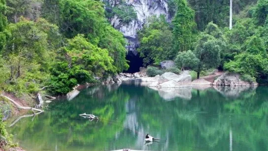 Tham Hok Cave