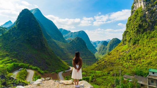Ha Giang Loop Panoramas: Scenic Passes & Authentic Local Life 4 days