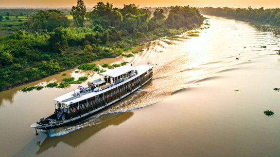 Toum Tiou I Cruise Upstream 8 days: Saigon - Siem Reap