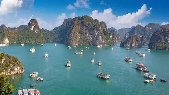 Day 8 An Incredible View In Halong Bay