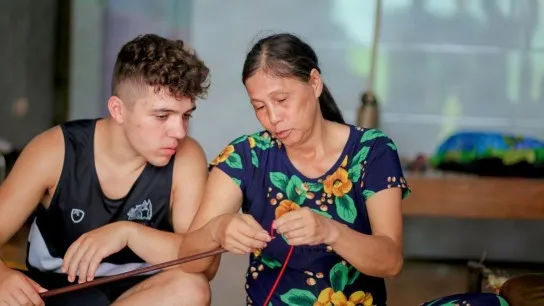 Connect With A Traditional Mat Weaving Family