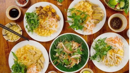 Savor Hoi An's Traditional Cuisine Along The Way