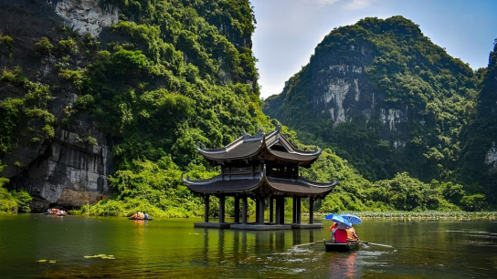 Ninh Binh: Hoa Lu – Trang An Full Day Private Tour from Hanoi