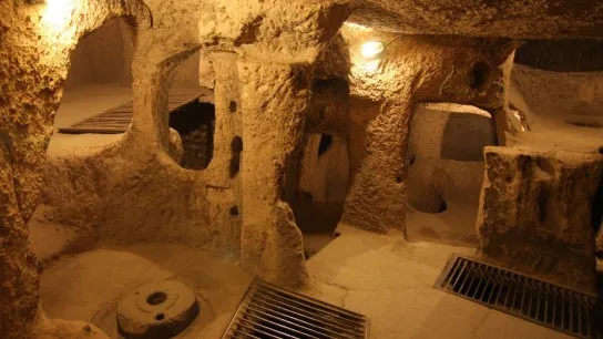 Discover Viet Cong Soldier's Complex Tunnel In Cu Chi