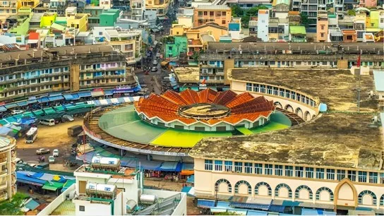 The Impressive Architechture Of Dam Market