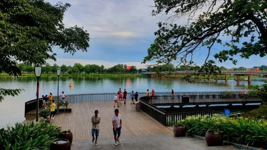 Catch A Glimse Of Beautiful Perfume River And Truong Tien Bridge