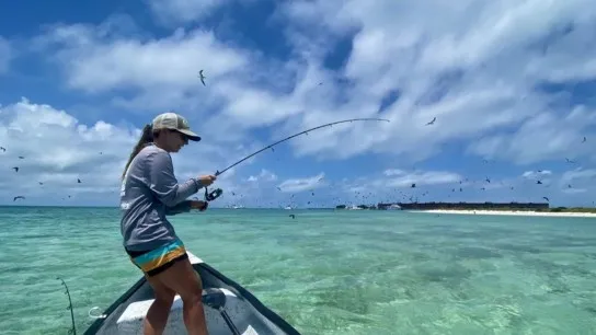 Travel To Deep Sea Fishing And Start Fishing